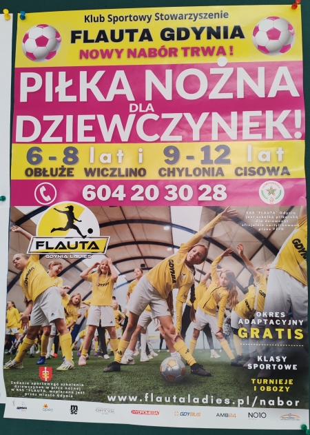 PIŁKA NOŻNA DLA DZIEWCZYNEK